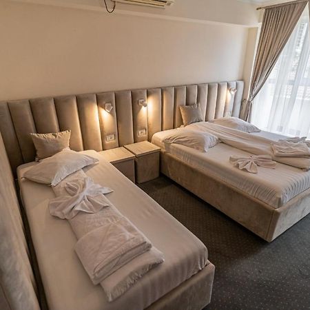 Camere De Inchiriat Elisei Тимишоара Экстерьер фото
