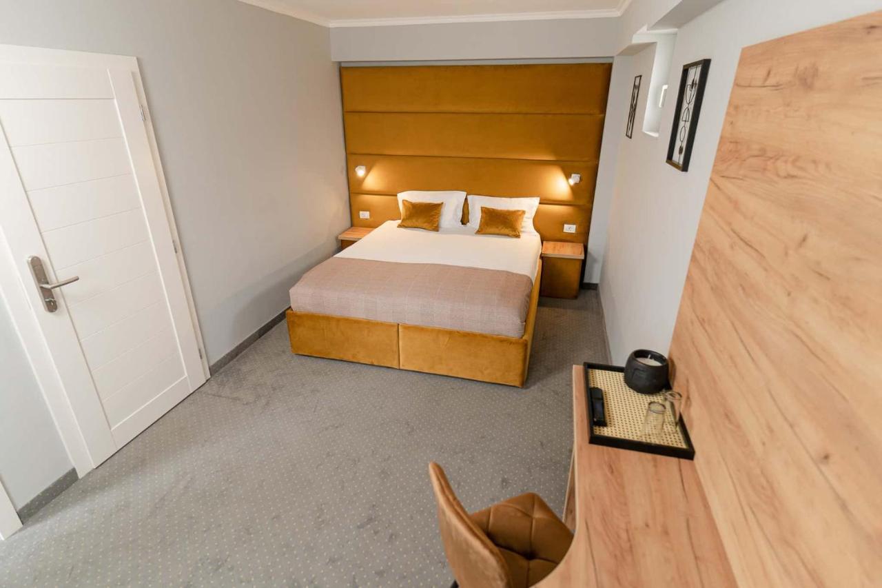 Camere De Inchiriat Elisei Тимишоара Экстерьер фото